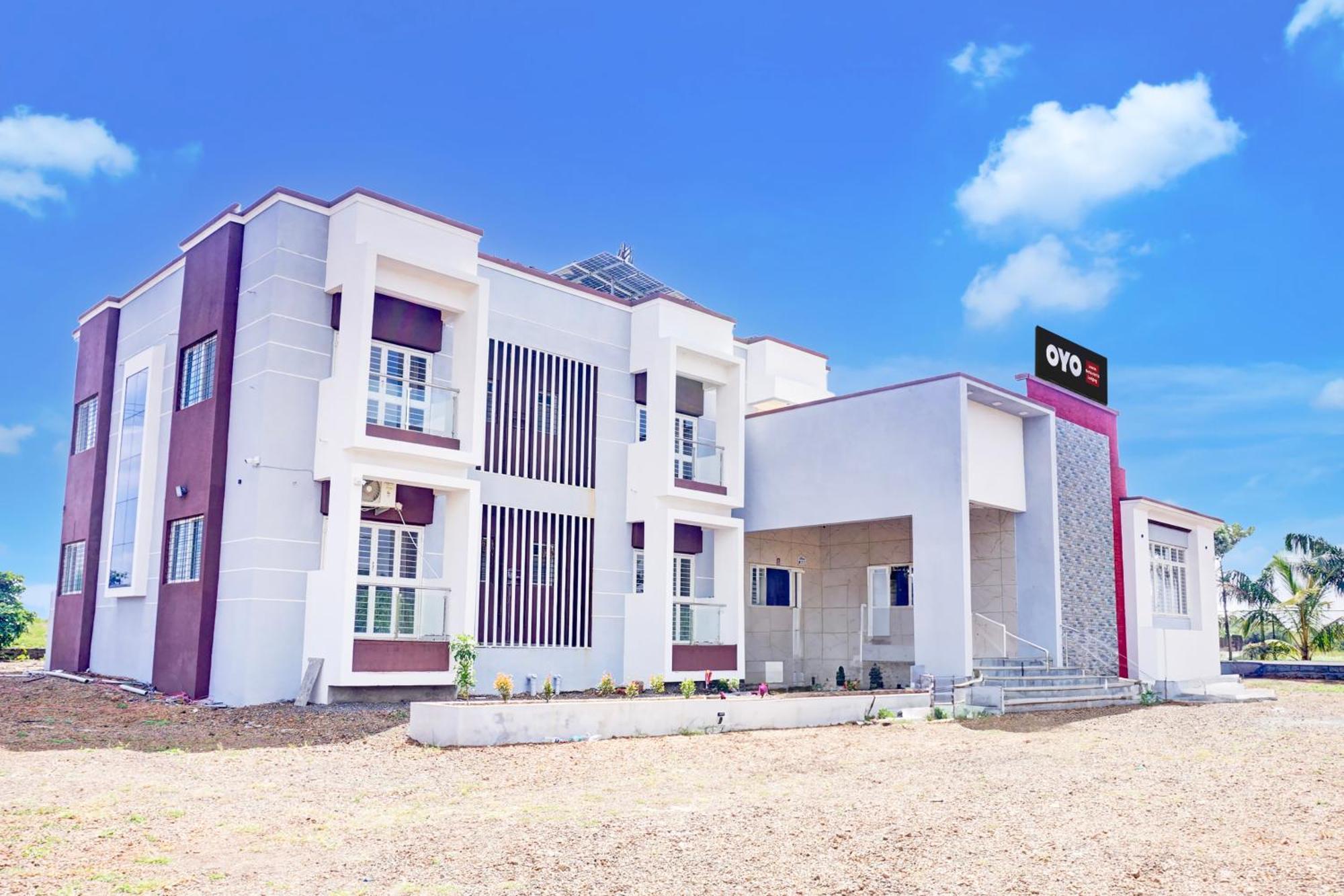 Hotel O Jeevan Restaurant & Lodging Kavathe Esterno foto